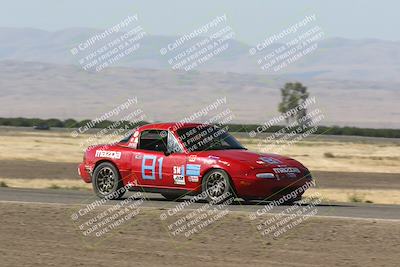 media/Jun-02-2024-CalClub SCCA (Sun) [[05fc656a50]]/Group 3/Qualifying/